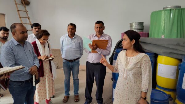 सीडीओ आकांक्षा कोण्डे ने ग्रामोत्थान परियोजना के तहत स्थापित बीज बैंक का किया निरीक्षण, दिए निर्देश