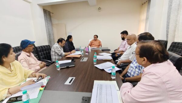 पीएम-श्री स्कूलों की स्थापना को बनेगी ब्लॉक स्तरीय समिति – डॉ. धन सिंह रावत