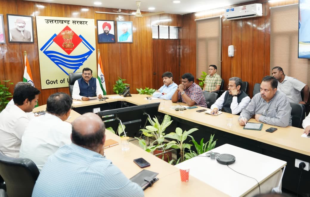 आपदा प्रबंधन, कानून व्यवस्था और जनसुविधाओं पर दिया जाए विशेष ध्यान – सीएम धामी