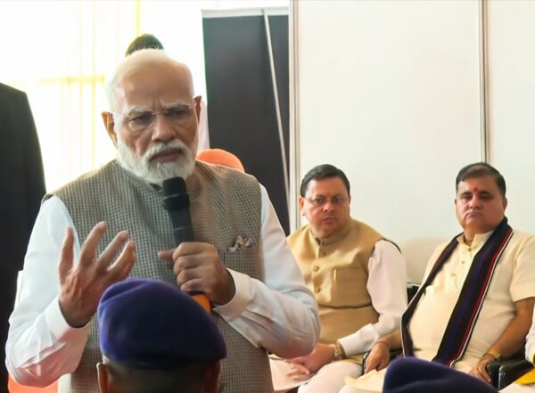 प्रधानमंत्री ने की आपदा राहत कार्यों की गहन समीक्षा, मुख्यमंत्री ने आपदा से हुई क्षति तथा राहत एवं बचाव कार्यों की दी जानकारी 