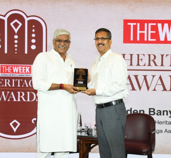 उत्तराखंड को पर्यटन के क्षेत्र में मिले गोल्डन बैन्यान अवार्ड