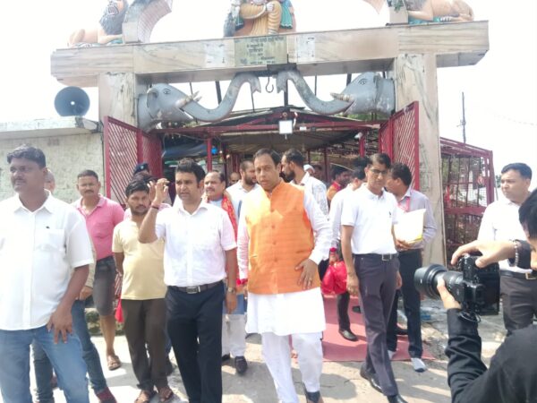 श्री बदरीनाथ – केदारनाथ मंदिर समिति अध्यक्ष हेमंत द्विवेदी ने मां चंडी देवी मंदिर व्यवस्थाओं का किया निरीक्षण, नवरात्र पर्व से पहले व्यवस्थाओं को चाक-चौबंद करने के निर्देश