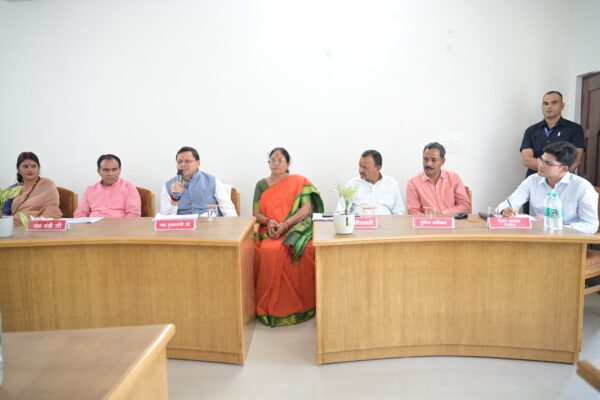 आपदा पीड़ितों को हर संभव सहायता पहुंचाना हमारी प्राथमिकता- मुख्यमंत्री पुष्कर सिंह धामी