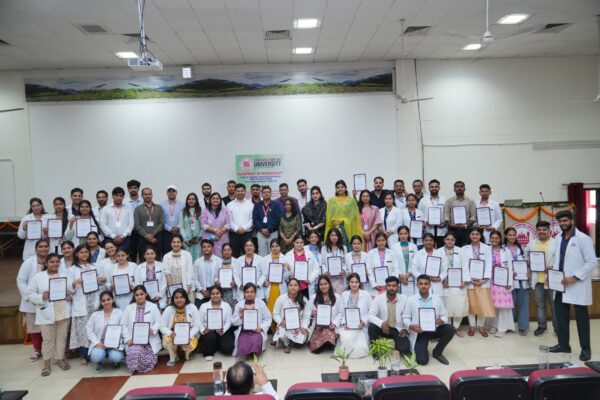 श्री महंत इन्दिरेश अस्पताल में विशेषज्ञ बोले – फिजियोथेरेपी दर्द से मुक्ति और सक्रिय जीवन की कुंजी