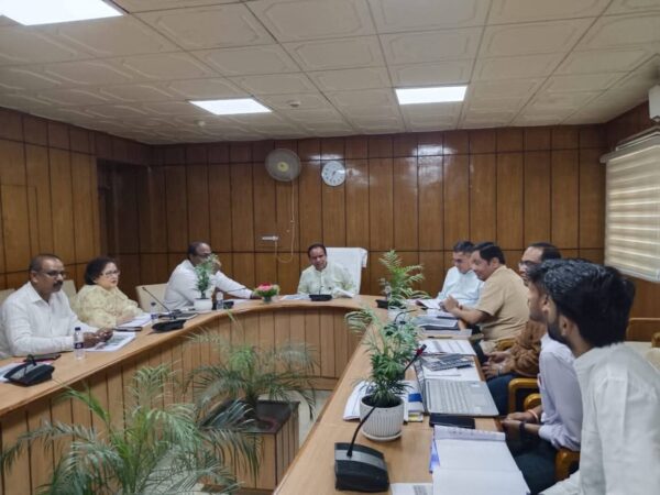 सहकारी समितियों में शीघ्र होगी 279 कैडर सचिवों की भर्ती – डॉ. धन सिंह रावत