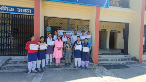 भक्त दर्शन राजकीय स्नातकोत्तर महाविद्यालय में छात्रों को मिला सम्मान