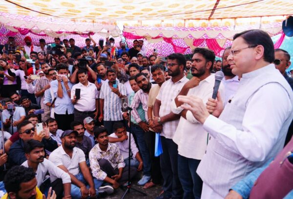 सीएम धामी ने ईगो को ठुकरा साहसिक फैसलों से साबित किया बड़ा कद, प्रशासन की चिंता और पर्सनल ईगो को नहीं होने दिया राजकाज पर हावी