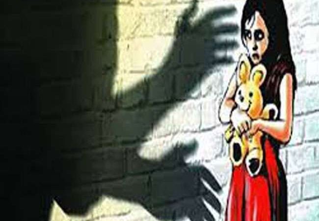 छात्राओं को पढ़ाया महिला सुरक्षा का पाठ