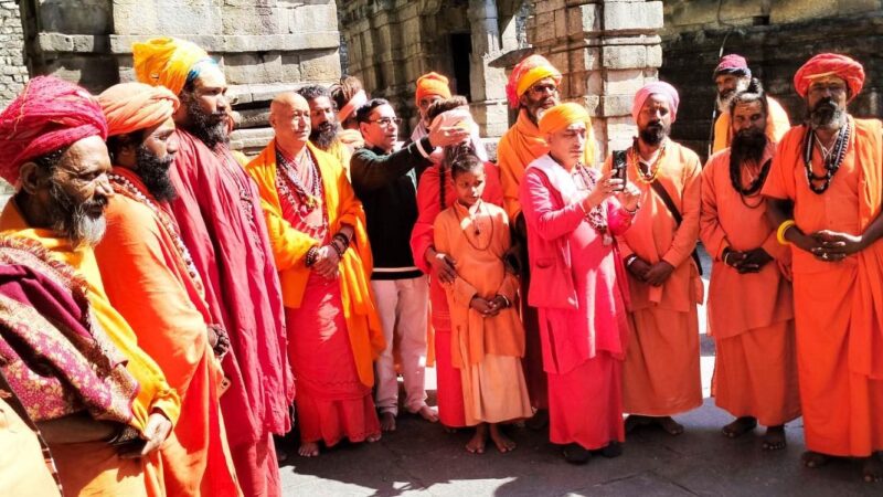 आदिबदरी में छड़ी यात्रा का स्वागत