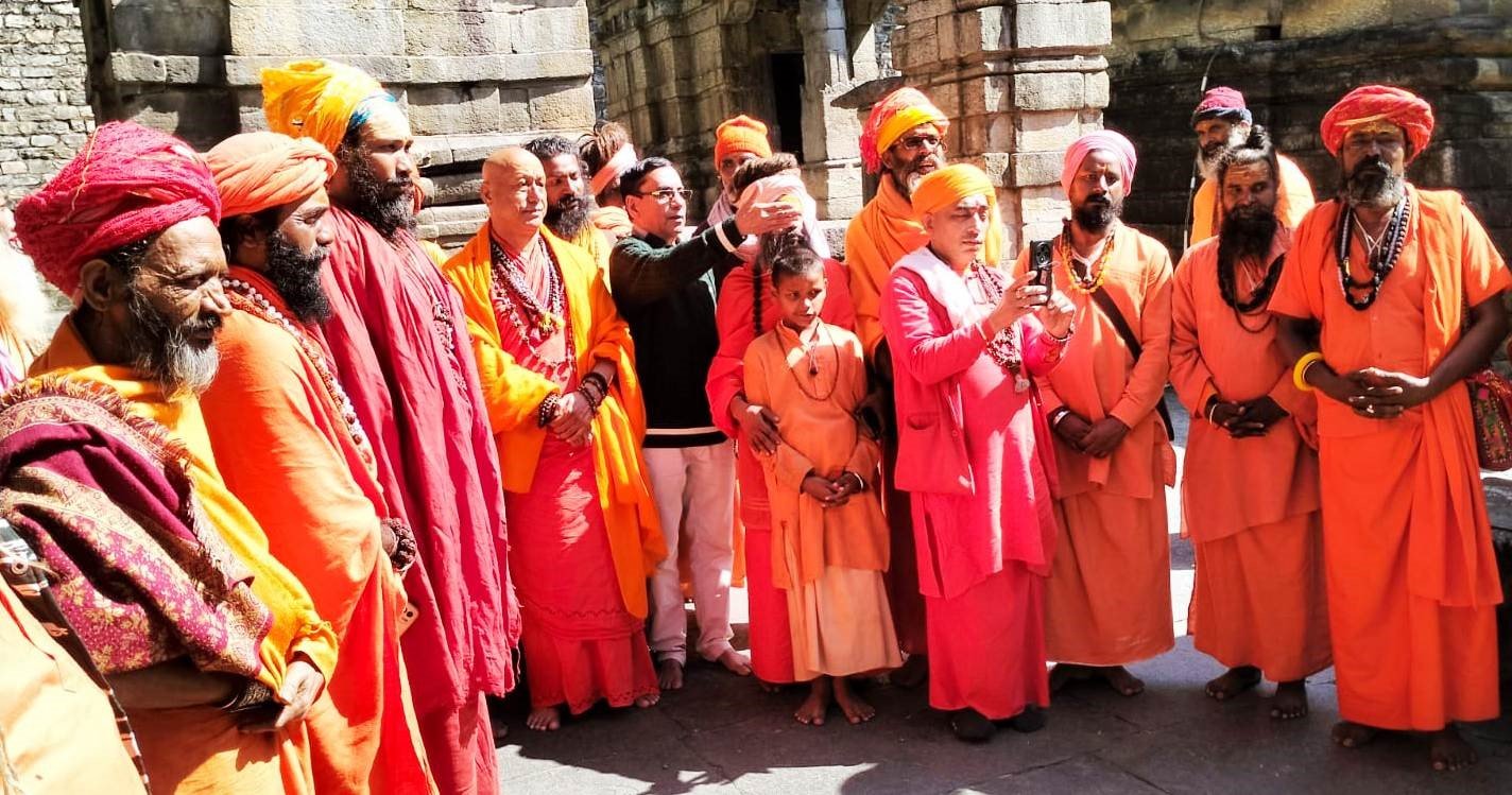 आदिबदरी में छड़ी यात्रा का स्वागत