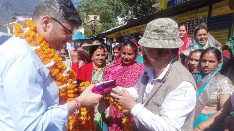 निवर्तमान जिलाधिकारी संदीप तिवारी को मैठाणावासियों ने भावपूर्ण विदाई