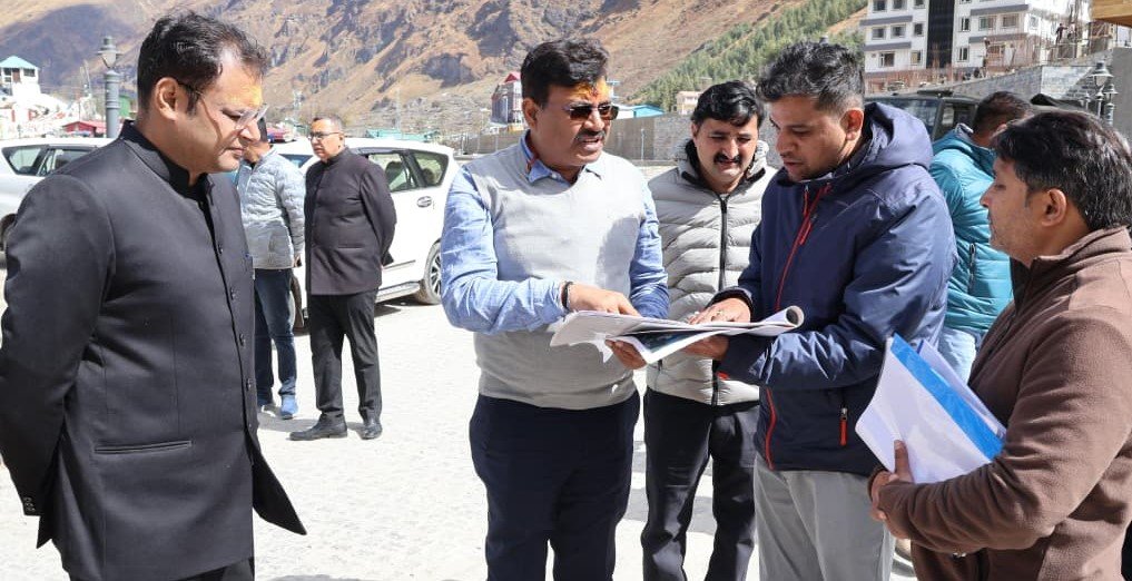 मुख्य सचिव आनंद बर्द्धन ने लिया बद्रीनाथ मास्टर प्लान के कार्यों का जायजा, तय समय पर गुणवत्तापूर्ण कार्य पूरे करने के दिए निर्देश