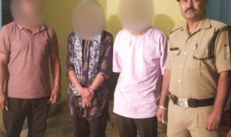 चमोली पुलिस की तत्परता से दो लापता युवतियां हरिद्वार और देहरादून से सकुशल बरामद, परिजनों के सुपुर्द