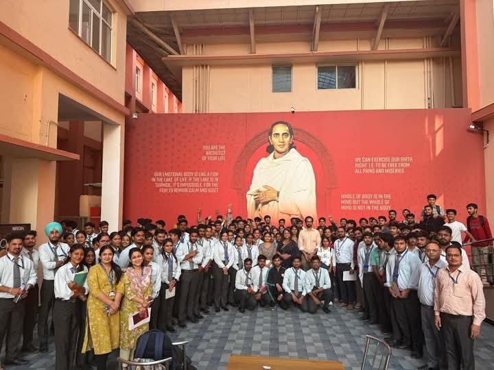 फार्मास्युटिकल विज्ञान की उपलब्धियों और नई खोज पर हिमालयन हॉस्पिटल में सत्र का किया गया आयोजन