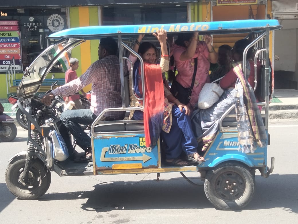 कोटद्वार : ई-रिक्शा यूनियन के नाम पर अवैध वसूली के आरोप; ARTO, ट्रैफिक पुलिस और SDM को की शिकायत