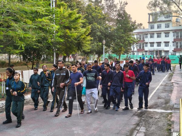 सरदार वल्लभभाई पटेल की 150 वीं जयंती पर एनआईईपीवीडी देहरादून में “एकता के लिए दौड़” का आयोजन