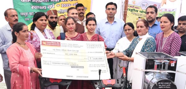 डीएम सविन बंसल की अभिनव पहल पर महिला स्वयं सहायता समूह के हाथों में देहरादून की पहली स्मार्ट पार्किंग का संचालन