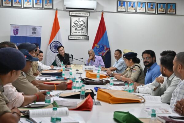 उत्तराखण्ड पुलिस मुख्यालय में आयोजित हुई तीन दिवसीय कार्यशाला, “Workshop on Road Safety Management” पुलिस, परिवहन व सड़क निर्माण विभाग के अधिकारियों ने सड़क सुरक्षा पर साझा की नई रणनीतियाँ