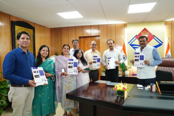 मुख्य सचिव आनन्द बर्द्धन ने किया एन.आई.सी. उत्तराखण्ड की त्रैमासिक न्यूज़लेटर ‘द डिजिटल थ्रेड‘ का विमोचन