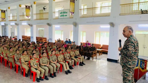 उत्तराखण्ड में युवा आपदा मित्र योजना का शुभारंभ, 50 एनसीसी के कैडेट्स की ट्रेनिंग शुरू, राज्य के 4310 स्वयंसेवकों को दिया जाएगा प्रशिक्षण