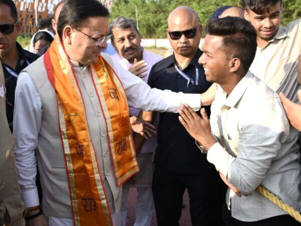 मुख्यमंत्री पुष्कर सिंह धामी ने सर्किट हाउस, हल्द्वानी में जनता से मुलाकात कर सुनी जनसमस्याएँ