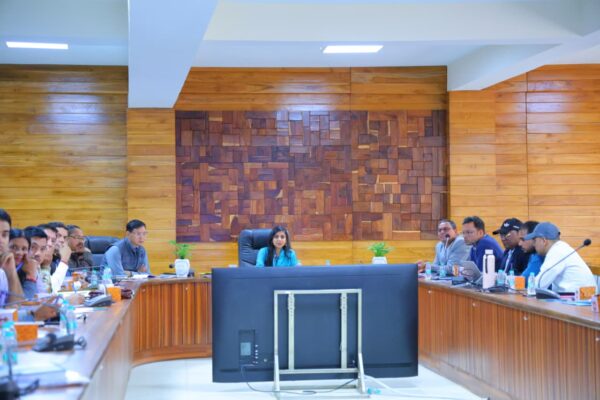 डीएम स्वाति एस. भदौरिया की अधिकारियों को सख़्त हिदायत, कहा – शिक्षा और पोषण योजनाओं में गुणवत्ता व पारदर्शिता सर्वोच्च प्राथमिकता