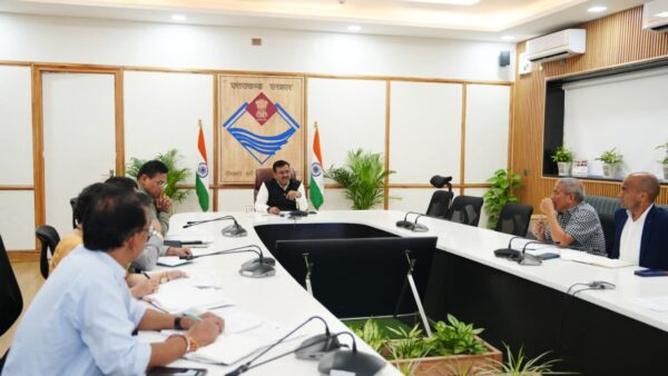 मुख्य सचिव आनंद बर्धन की अध्यक्षता में हुई समीक्षा बैठक, आईएमए ने स्वास्थ्य सेवाओं को लेकर दिए अहम सुझाव