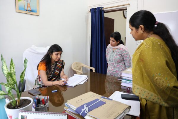 डीएम स्वाति एस. भदौरिया ने कोटद्वार तहसील कार्यालय का किया निरीक्षण, रिकॉर्ड सुव्यवस्थित रखने व वसूली में तेजी को लेकर दिए कड़े निर्देश!