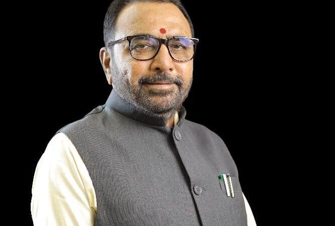 शुभ धनतेरस : आरोग्य से समृद्धि की ओर