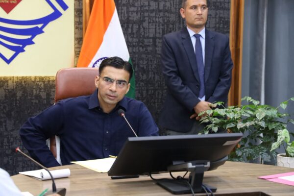 DM सविन बंसल का एक्शन : कोरोनेशन अस्पताल की अचानक समीक्षा, SNCU विस्तार में देरी पर लगाई फटकार, मौके पर ₹91 लाख जारी!