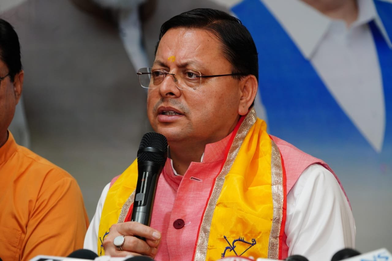 मुख्यमंत्री धामी के नेतृत्व में स्वास्थ्य क्रांति की ओर बढ़ता उत्तराखंड