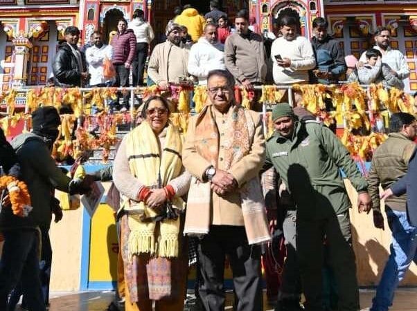 कृषि मंत्री गणेश जोशी ने किए भगवान बदरीविशाल के दर्शन