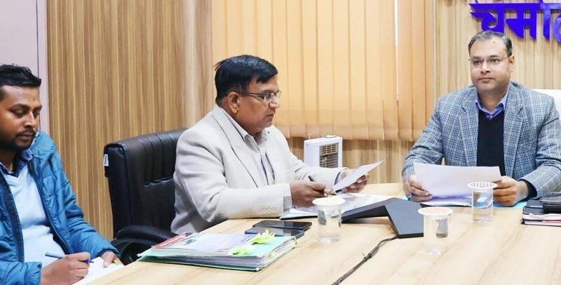 सैन्य विभाग के लंबित प्रकरणों पर हो त्वरित कार्रवाई – डीएम गौरव कुमार