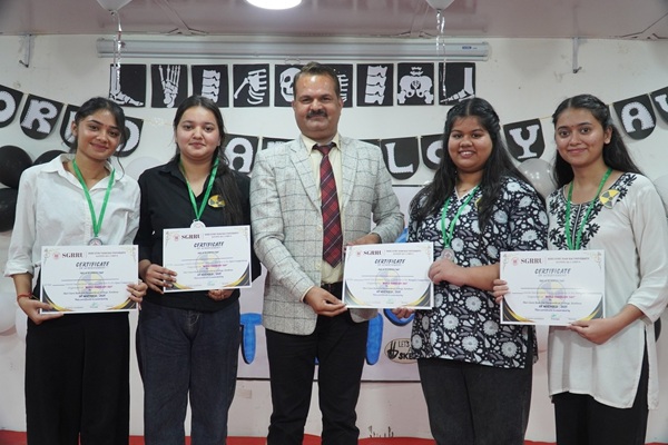 श्री गुरु राम राय पैरामेडिकल कॉलेज में हर्षाेल्लास के साथ मनाया गया विश्व रेडियोलॉजी दिवस