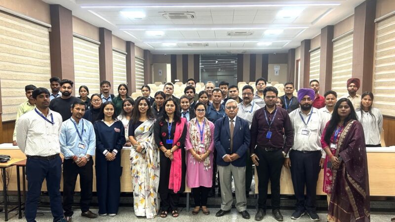 स्वामी राम हिमालयन यूनिवर्सिटी में पुस्तकालय एवं सूचना प्रबंधन केंद्र ने हाइब्रिड कार्यशाला का किया आयोजन