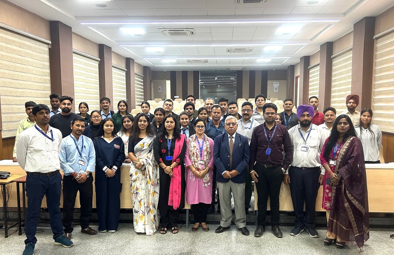 स्वामी राम हिमालयन यूनिवर्सिटी में पुस्तकालय एवं सूचना प्रबंधन केंद्र ने हाइब्रिड कार्यशाला का किया आयोजन