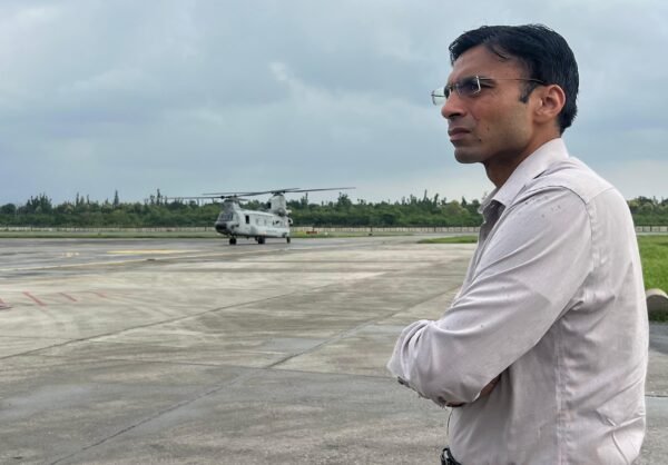 एयरपोर्ट विस्तारीकरण में किसी प्रकार की बाधा अनुमन्य नहीं – डीएम सविन बंसल