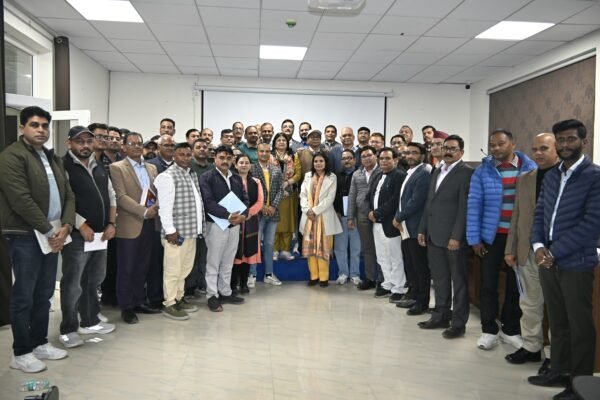 स्वयं के राजस्व स्रोत से स्वावलम्बी बनेंगी पंचायतें – निदेशक निधि यादव