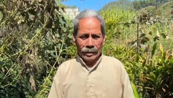 75 वर्षीय किसान ने कीवी–इलायची की खेती से बदली तकदीर, बने युवाओं के प्रेरणा स्रोत; “आत्मनिर्भर उत्तराखंड” का सफल उदाहरण