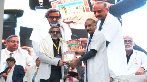 श्री महंत इन्दिरेश अस्पताल में कोलोप्रोक्टोलाॅजी स्टडीज पर दो दिवसीय कार्यक्रम में जुटे विशेषज्ञ, लेज़र तकनीक और स्टैपलर तकनीक के मेडिकल पक्ष को समझाया