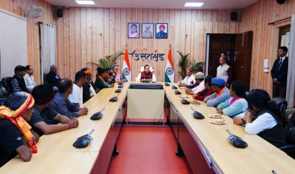 पर्वतीय क्षेत्रों में स्वास्थ्य सेवाओं को सुदृढ़ बनाना हमारी सर्वोच्च प्राथमिकता – सीएम धामी