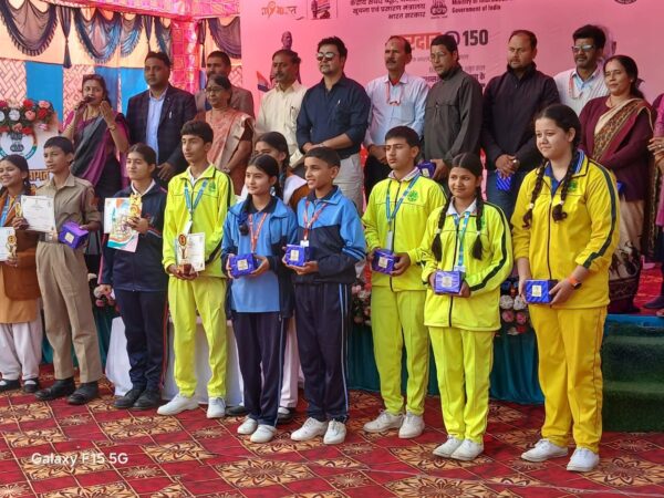 सीबीसी नैनीताल की चित्र प्रदर्शनी संपन्न, विद्यार्थियों के मध्य चित्रकला एवं भाषण प्रतियोगिताएं की गईं आयोजित 