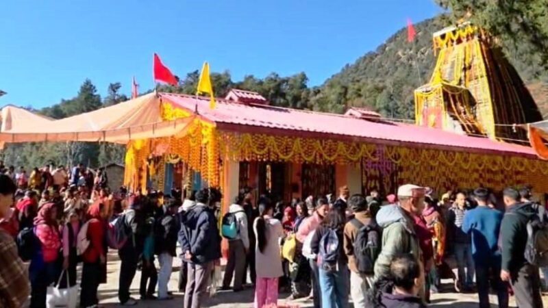 275 बरोहियों ने मांगी माता अनसूया से संतान की मनौती