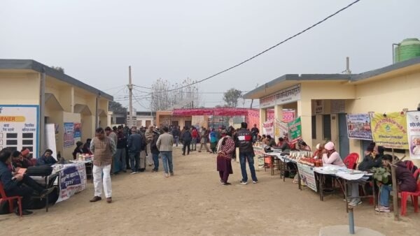 जन जन की सरकार जन जन के द्वार कार्यक्रम में 617 लोगों को विभिन्न योजनाओं से किया गया लाभान्वित