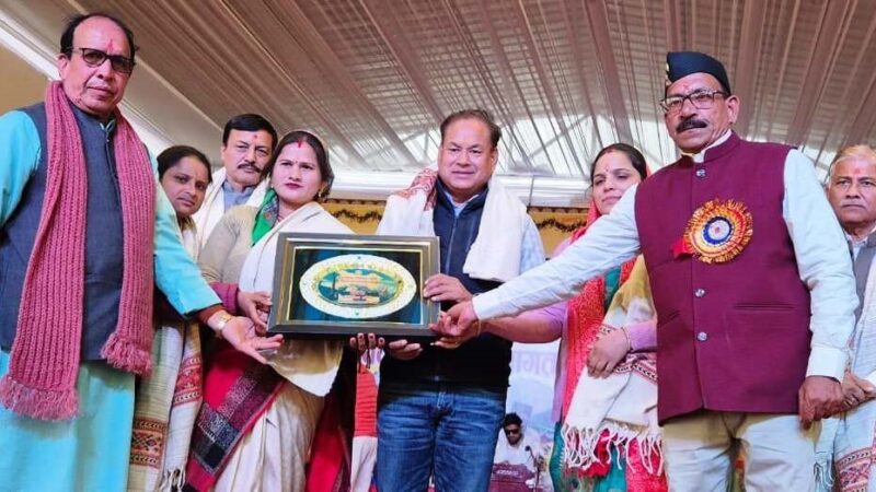 बंड मेले का रंगारंग सांस्कृतिक कार्यक्रम के साथ आगाज