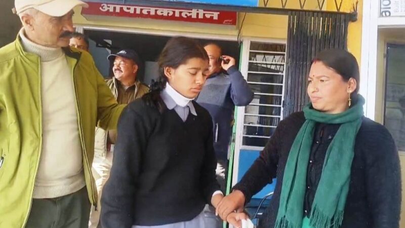 भालू से जान बचा कर भागने में चोटिल हुई छात्रा