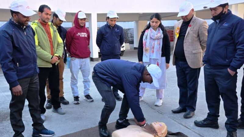फर्स्ट एड एवं डिजास्टर मैनेजमेंट पर प्रशिक्षण शुरू