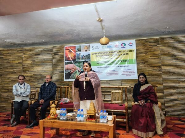 कोटद्वार में राष्ट्रीय हस्तशिल्प सप्ताह के अंतर्गत 02 माह का बांस-रिंगाल प्रशिक्षण प्रारंभ, विधानसभा अध्यक्ष ऋतु खंडूड़ी भूषण ने किया शुभारंभ