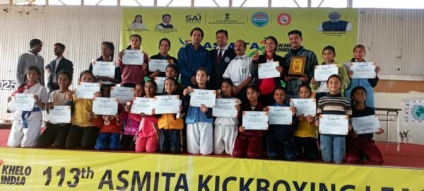 ऋषिकेश की बेटियों ने चमकाया नाम, अस्मिता किक बॉक्सिंग लीग में शानदार प्रदर्शन; किक बॉक्सिंग कोच अनुज गौड़ के मार्गदर्शन में छात्राओं ने हासिल किए स्वर्ण, रजत और कांस्य पदक