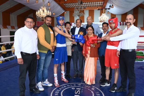 विधानसभा अध्यक्ष ऋतु खंडूड़ी भूषण ने राज्य स्तरीय जूनियर बॉक्सिंग महाकुंभ का किया उद्घाटन